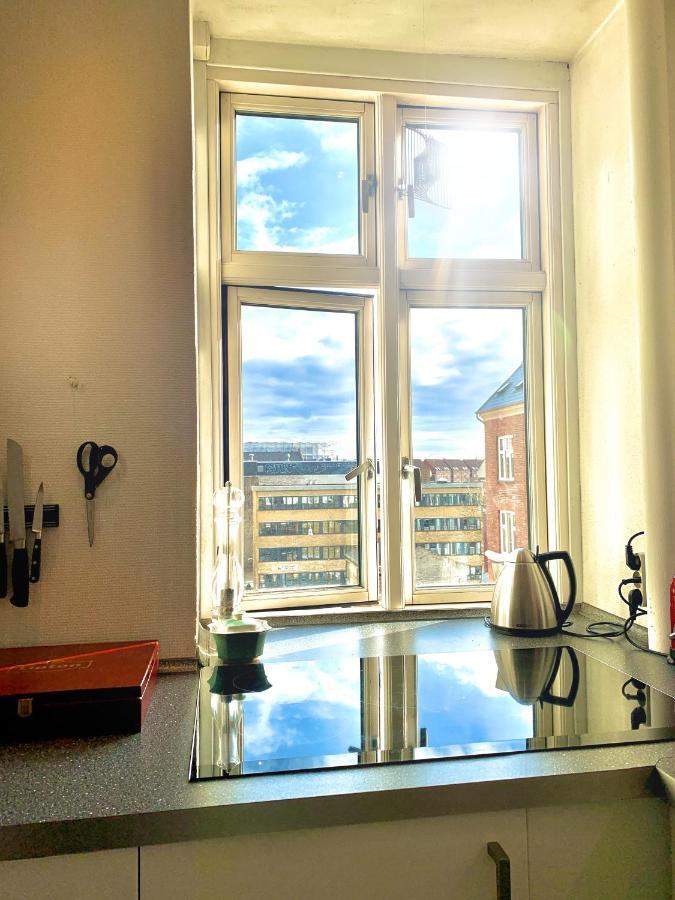 Four Individual Beautiful Spacious Rooms In Stylish Apartment Kopenhagen Bagian luar foto